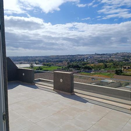 Blu-M Central Qormi Exteriér fotografie