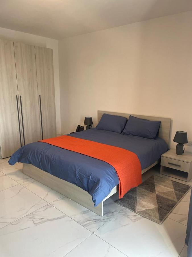 Blu-M Central Qormi Exteriér fotografie