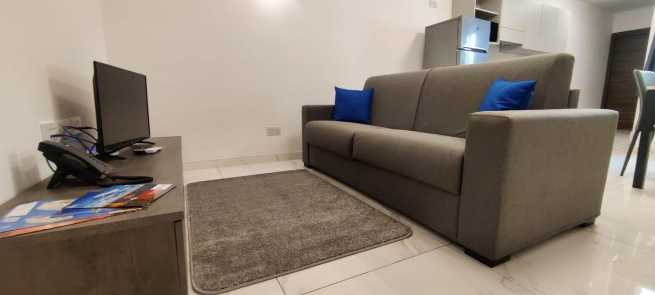Blu-M Central Qormi Exteriér fotografie