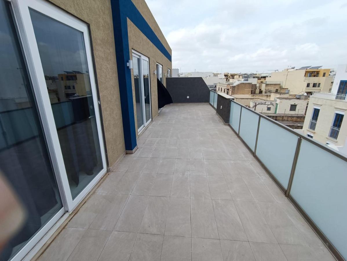 Blu-M Central Qormi Exteriér fotografie