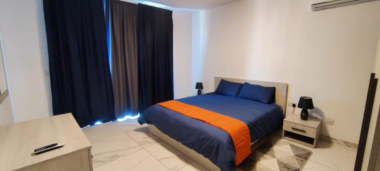 Blu-M Central Qormi Exteriér fotografie