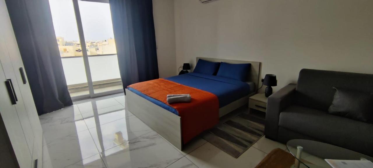 Blu-M Central Qormi Exteriér fotografie