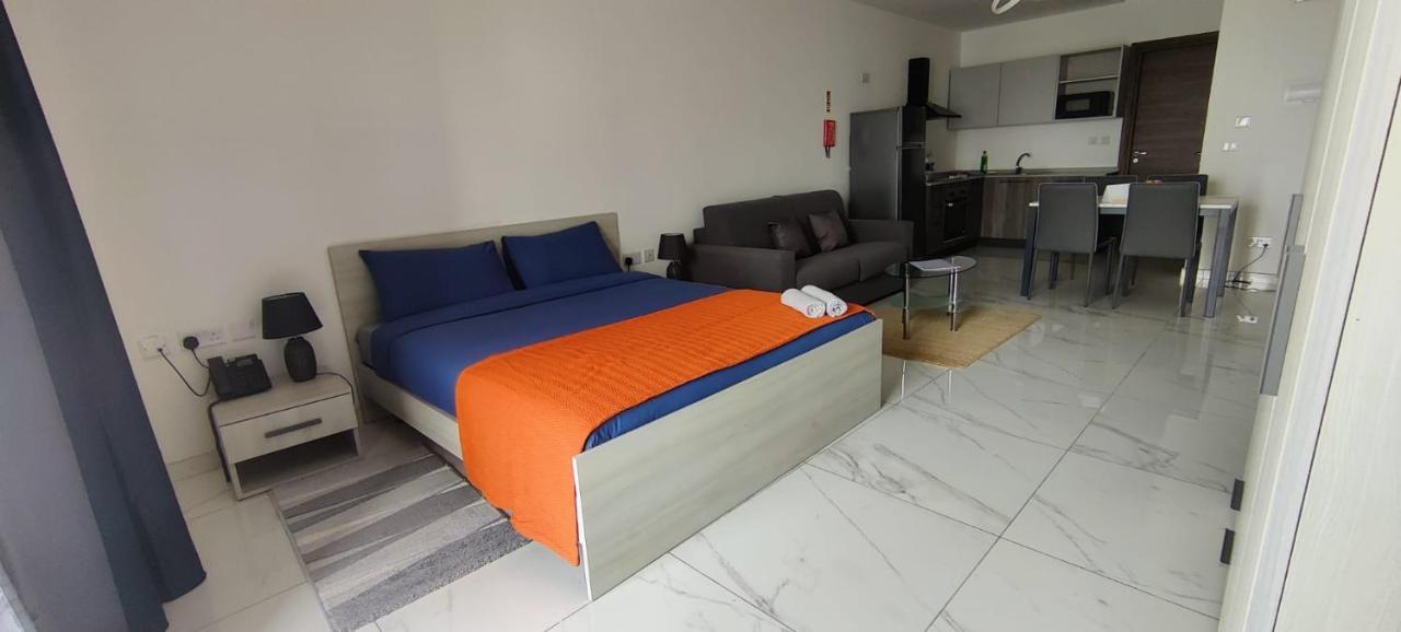 Blu-M Central Qormi Exteriér fotografie