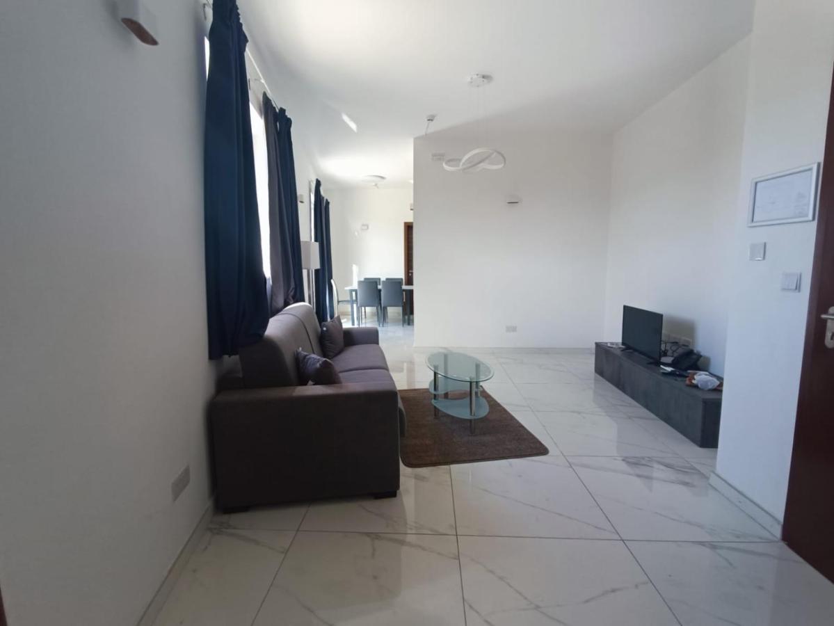 Blu-M Central Qormi Exteriér fotografie